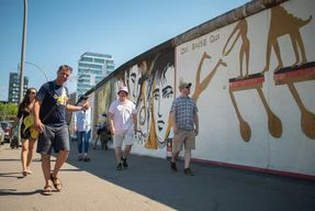 La guerre froide, le Mur de Berlin, les espions et l'East Side Gallery