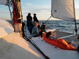 Vermouth en catamaran : Une expérience gastronomique à Barcelone