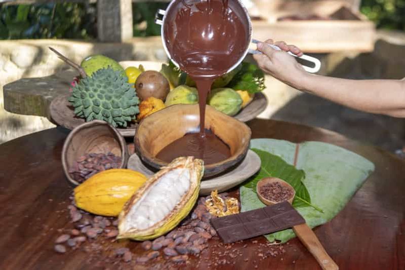 Deshaies : Randonnée aventure chocolat et épices