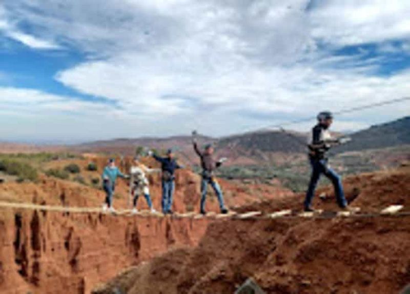 Marrakech : Tyrolienne dans les montagnes de l'Atlas et villages berbères