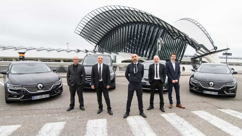Lyon : transfert privatif aller simple depuis l'aéroport de Lyon-Saint Exupéry