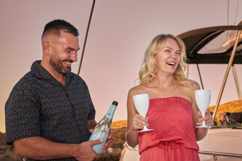 Catamaran à Elafonisi au coucher du soleil : snorkeling, paddle et repas sain