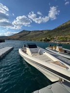 Dhermi : tour en bateau à grande vitesse avec skipper