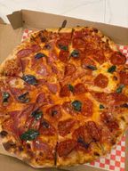 Guatemala : dégustation de vin et de pizza