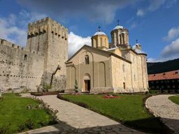 Depuis Belgrade : monastères médiévaux de Manasija et Ravanica