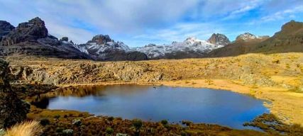 Au départ de Nairobi : Randonnée d'une journée au Mont Kenya avec transferts