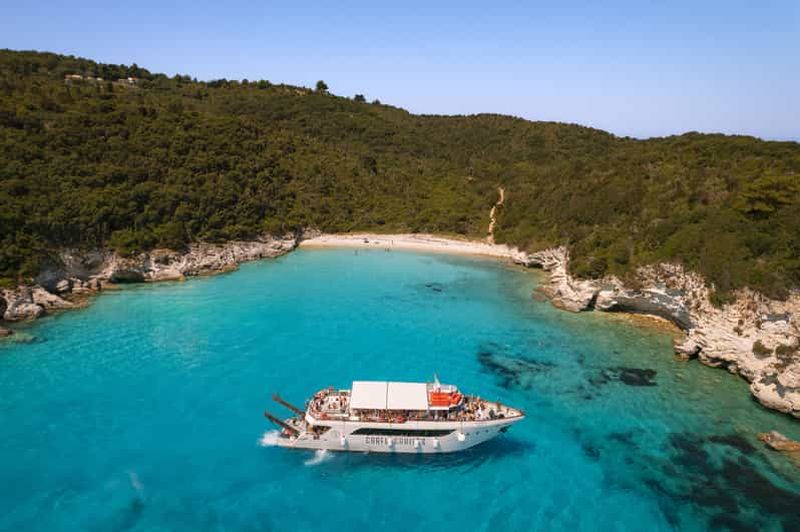 Au départ de Corfou : croisière d'une journée à Paxos, Antipaxos et aux grottes bleues