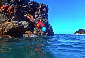 São Miguel : expérience de coasteering à Caloura