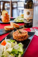 Tartare de bœuf et dégustation de vins au cœur du vignoble de Lavaux