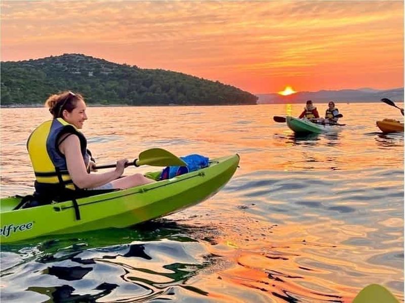 Île de Čiovo : excursion en kayak au coucher du soleil avec dégustation de vin