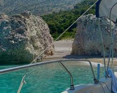 Vlora et Gjipe : excursion en hors-bord au départ de Tirana, Durrës et Golem