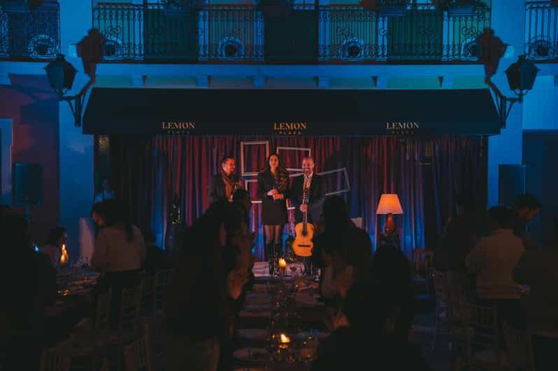 Porto : spectacle de fado et dîner : une soirée fado et gastronomie