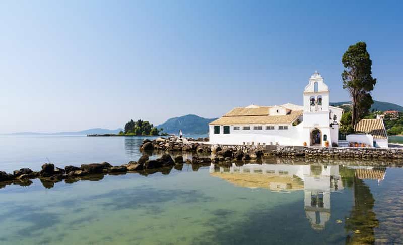 Corfou : Excursion en bus à Pontikonisi, Mon Repos Achilleion et baignade