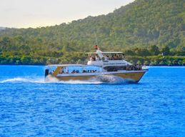 Sihanoukville : Koh Rong long set beach Samloem Ferry Service