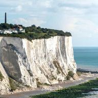 Londres : Cathédrale de Canterbury, château de Douvres et falaises blanches