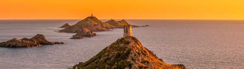 Au départ d'Ajaccio : excursion en bateau dans les îles Sanguinaires avec apéritif