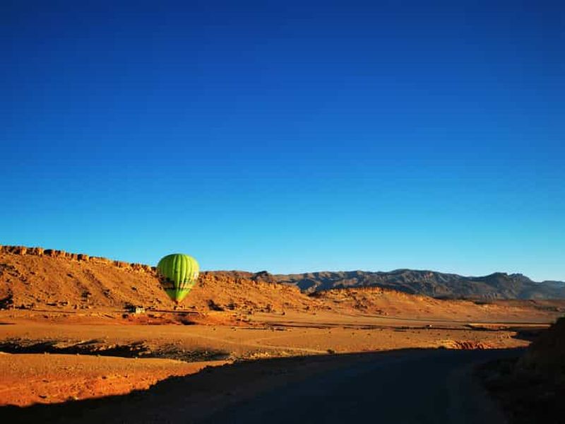 Tinghir: vol en montgolfière dans la vallée de Todra