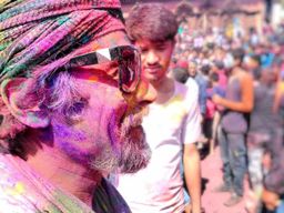 Katmandou : Fête de Holi à Katmandou avec des locaux