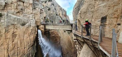 Caminito del Rey et Antequera : dolmens et temps libre depuis Malaga