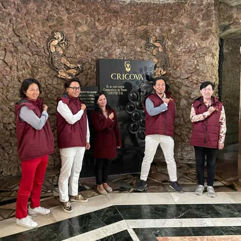 Moldavie : Visite de la cave de Cricova avec dégustation de vin et visite citadine