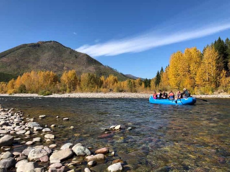 Parc national des Glaciers : Flot pittoresque sur la rivière Flathead