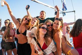 Split : Fête en bateau au Lagon Bleu, DJ, baignade, shots et afterparty