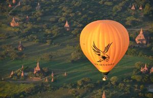 Bagan : tour en montgolfière avec Golden Eagle Ballooning
