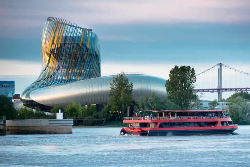 Bordeaux : croisière et dégustation de vin