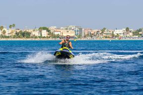 Cagliari : aventure en jetski au Poetto et à la Sella del Diavolo