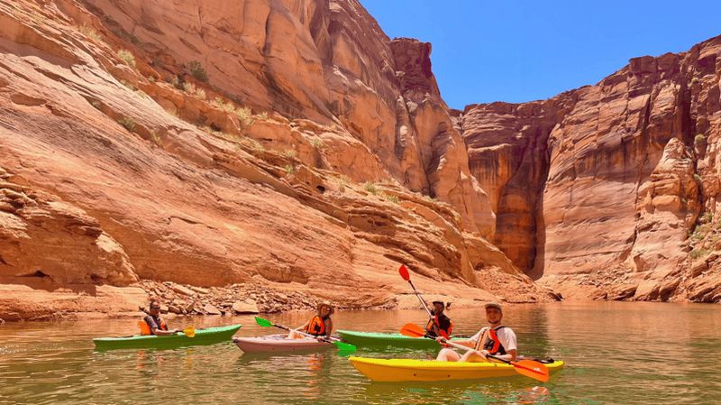 Page/Lac Powell : excursion guidée en kayak et visite du Water Antelope Canyon