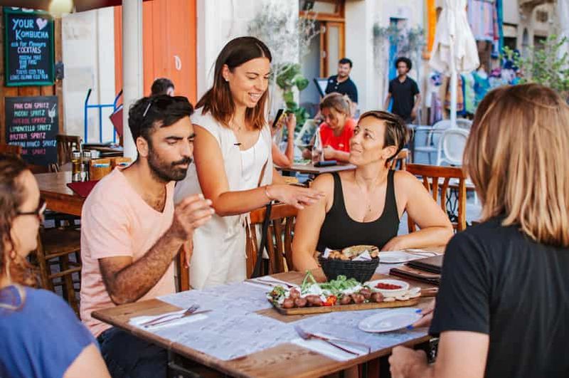 Victoria, Gozo : visite gastronomique à pied au coucher du soleil