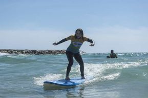 Leçon de surf pour débutants à Lisbonne (Costa da Caparica)