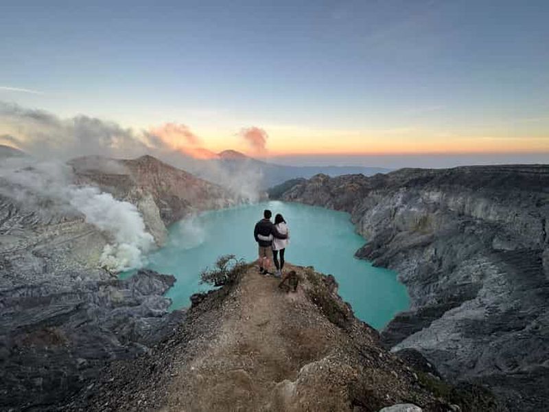 Excursion d'une nuit au cratère volcanique du mont Ijen au départ de Bali