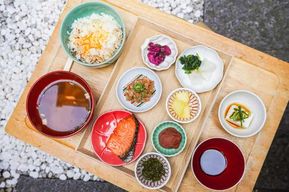 Goûtez au Japon : petit-déjeuner après la visite du temple Kiyomizu-dera