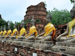 Au départ de Bangkok : Visite d'Ayutthaya, du palais de l'éléphant et du kraal royal