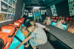 Exmouth : sortie en bateau semi-submersible à fond de verre à Ningaloo