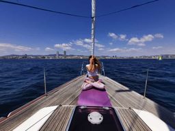 Barcelone : Séance de yoga Namaste et sortie en mer