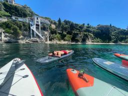 Nice : Visite de Villefranche-sur-Mer en E-Bike et Paddleboard