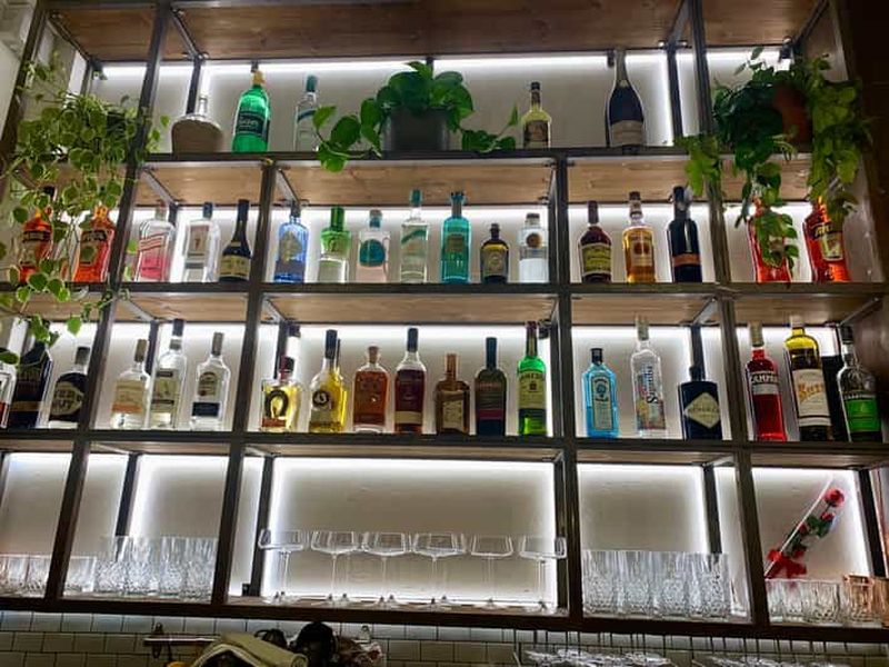 Barcelone : Cours de mixologie : crée un cocktail à ton image!