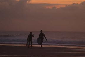 Cascais : Excursion de surf dans le parc naturel