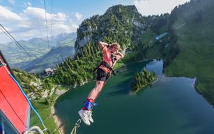Saut à l'élastique à Stockhorn avec billet pour la télécabine