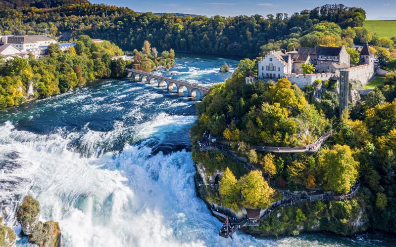 Excursion d'une journée de Zürich aux chutes du Rhin et au château de Laufen