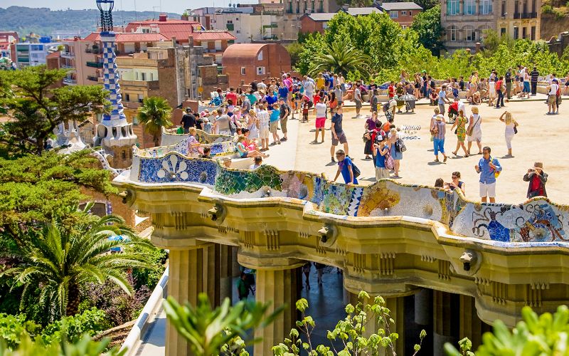 Billets d'entrée coupe-file au Parc Güell avec visite guidée gratuite
