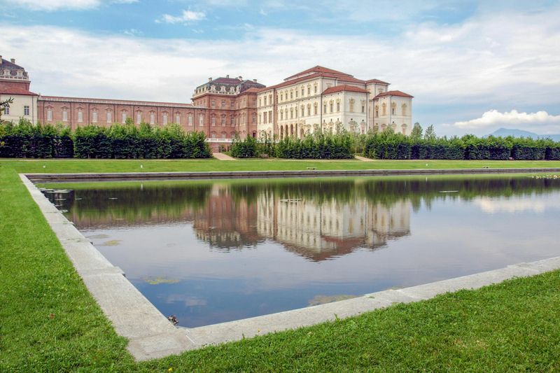 Offre : Billets pour le Palais Royal de Venaria à Turin et bus touristique