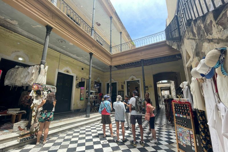 Offre : Visite guidée de Buenos Aires avec tour guidé du Théâtre Colón et billets pour le musée MALBA