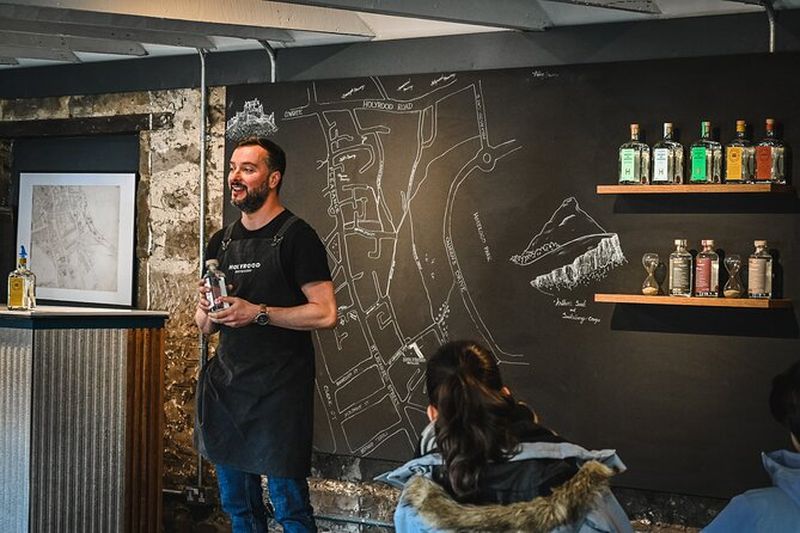 Visite guidée de la distillerie Holyrood à Édimbourg