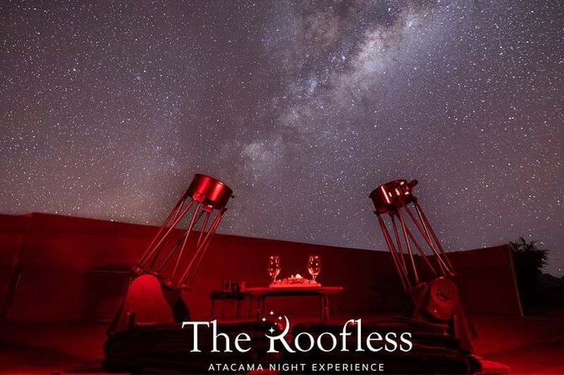 Observation des étoiles dans le désert d'Atacama
