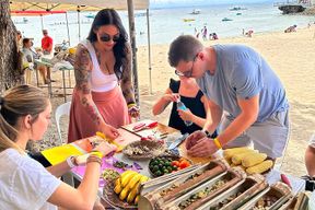 Cours de cuisine traditionnelle philippine avec bambou à Cebu