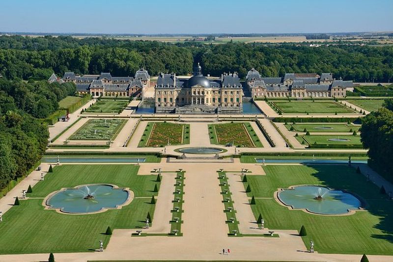 Navette aller-retour au Château de Vaux-le-Vicomte depuis Paris