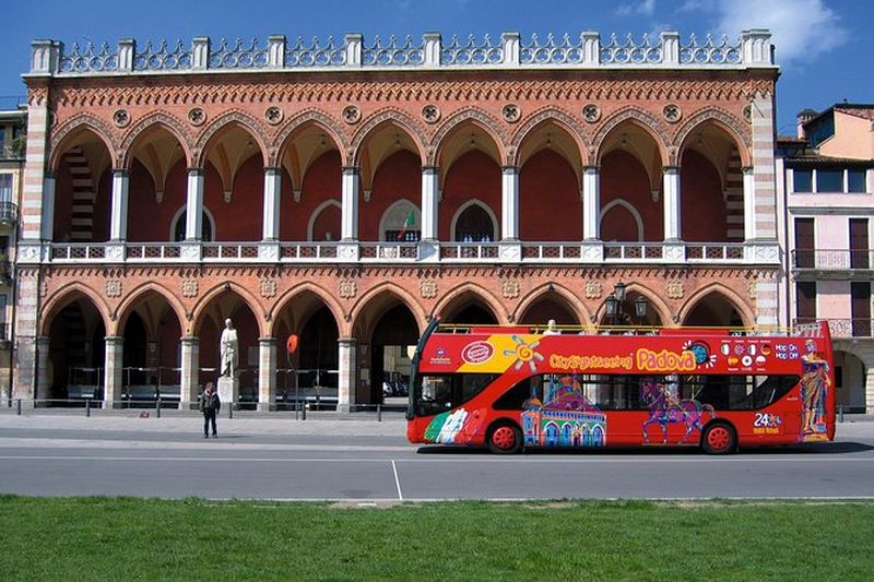 Bus touristique City Sightseeing de Padoue